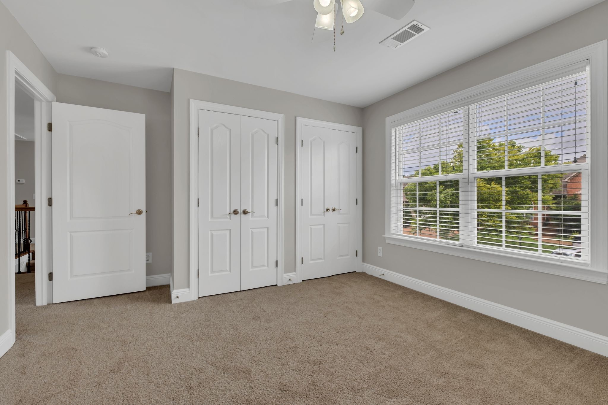 3016 Clyde Cir