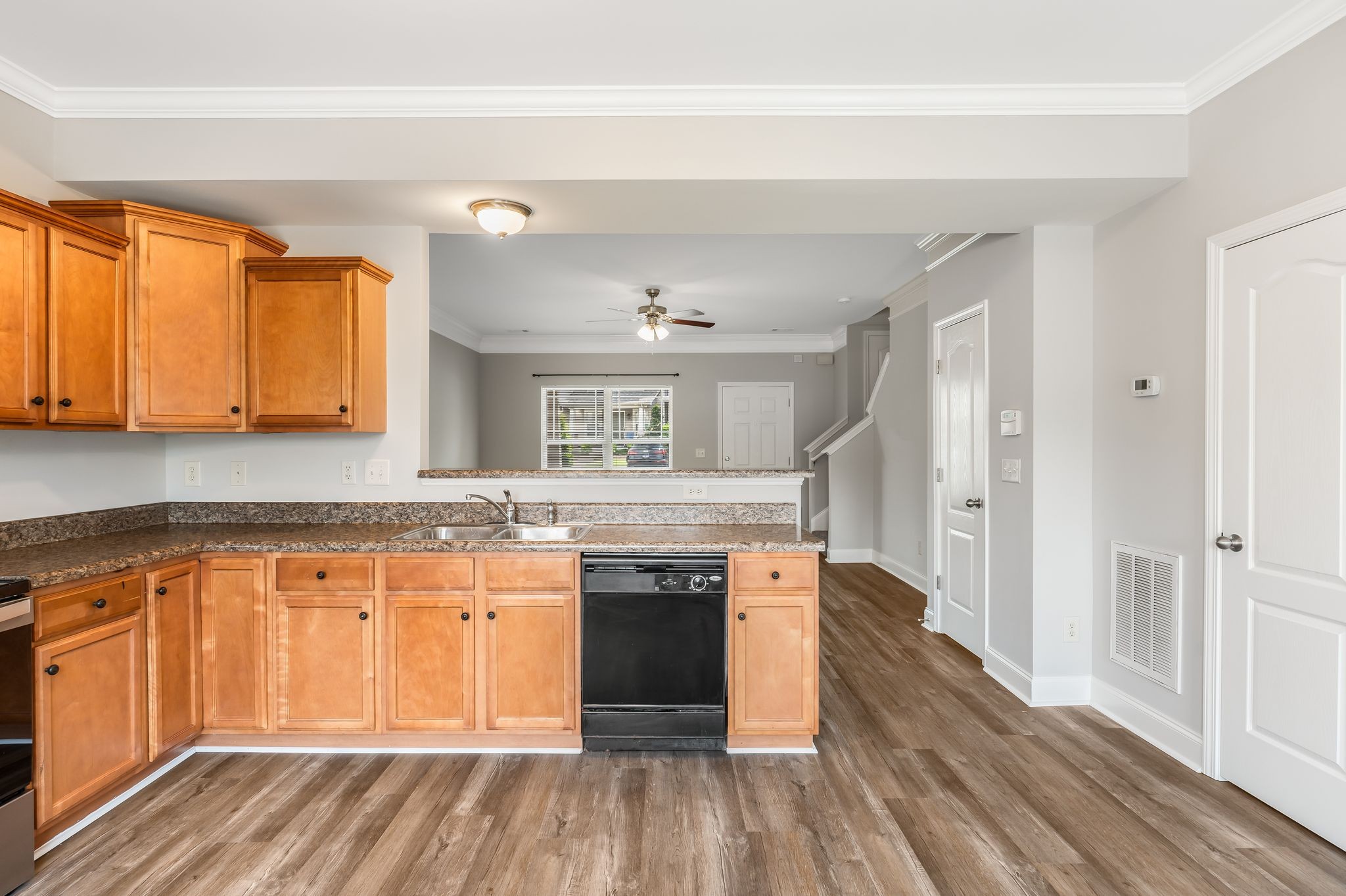 735 Tulip Grove Rd Unit: 205