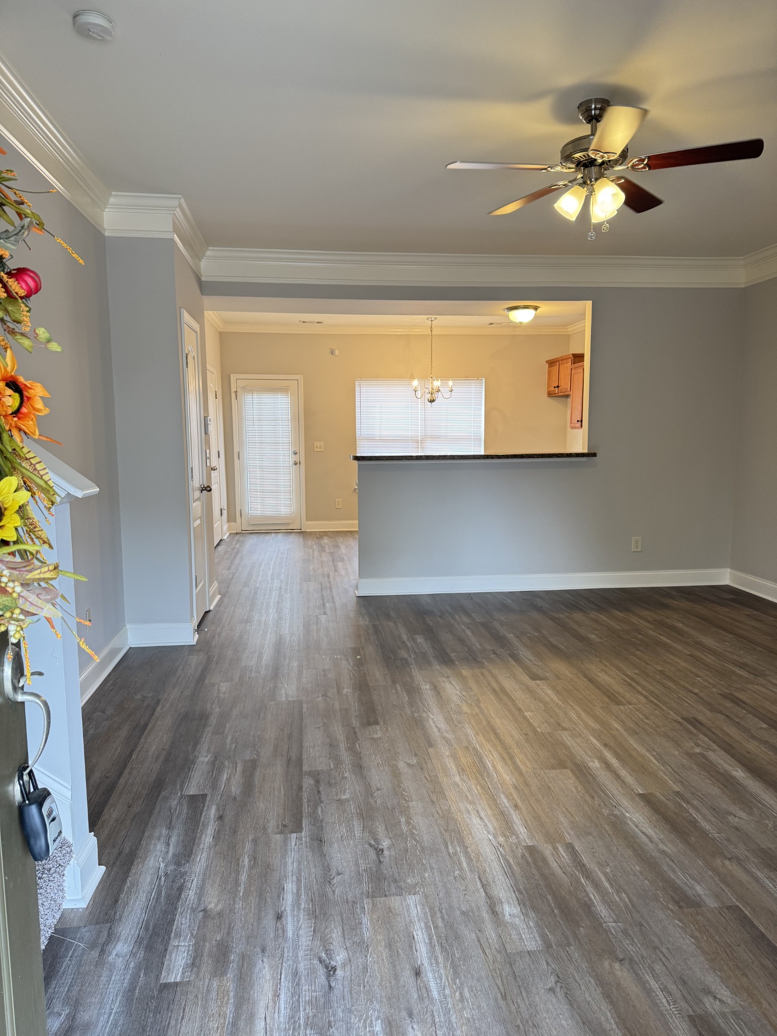 735 Tulip Grove Rd Unit: 205