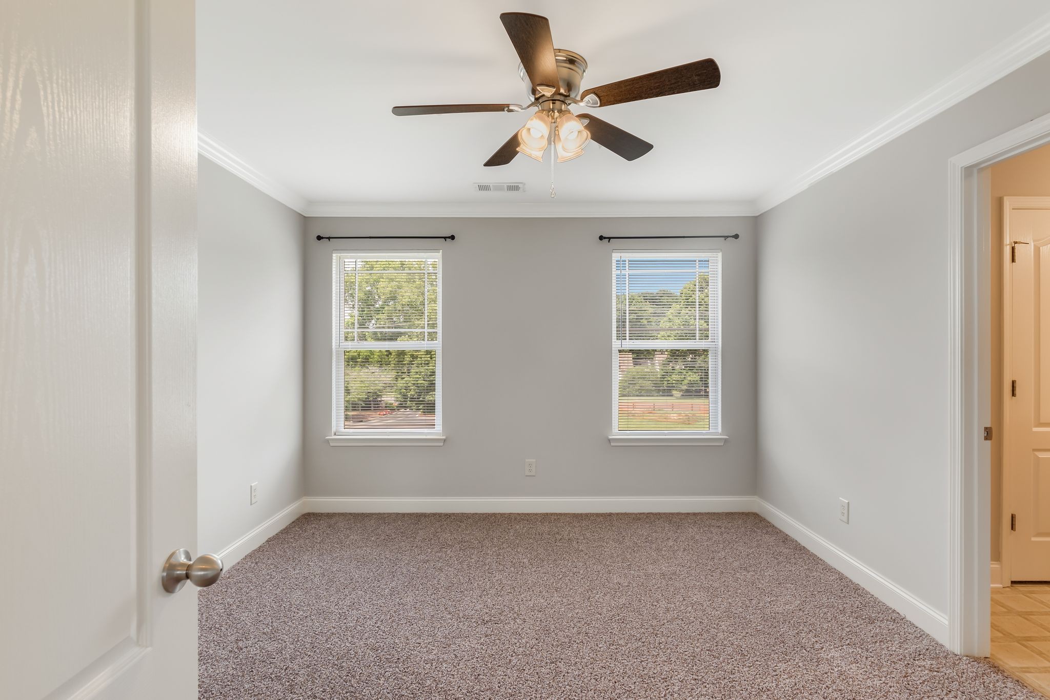 735 Tulip Grove Rd Unit: 205