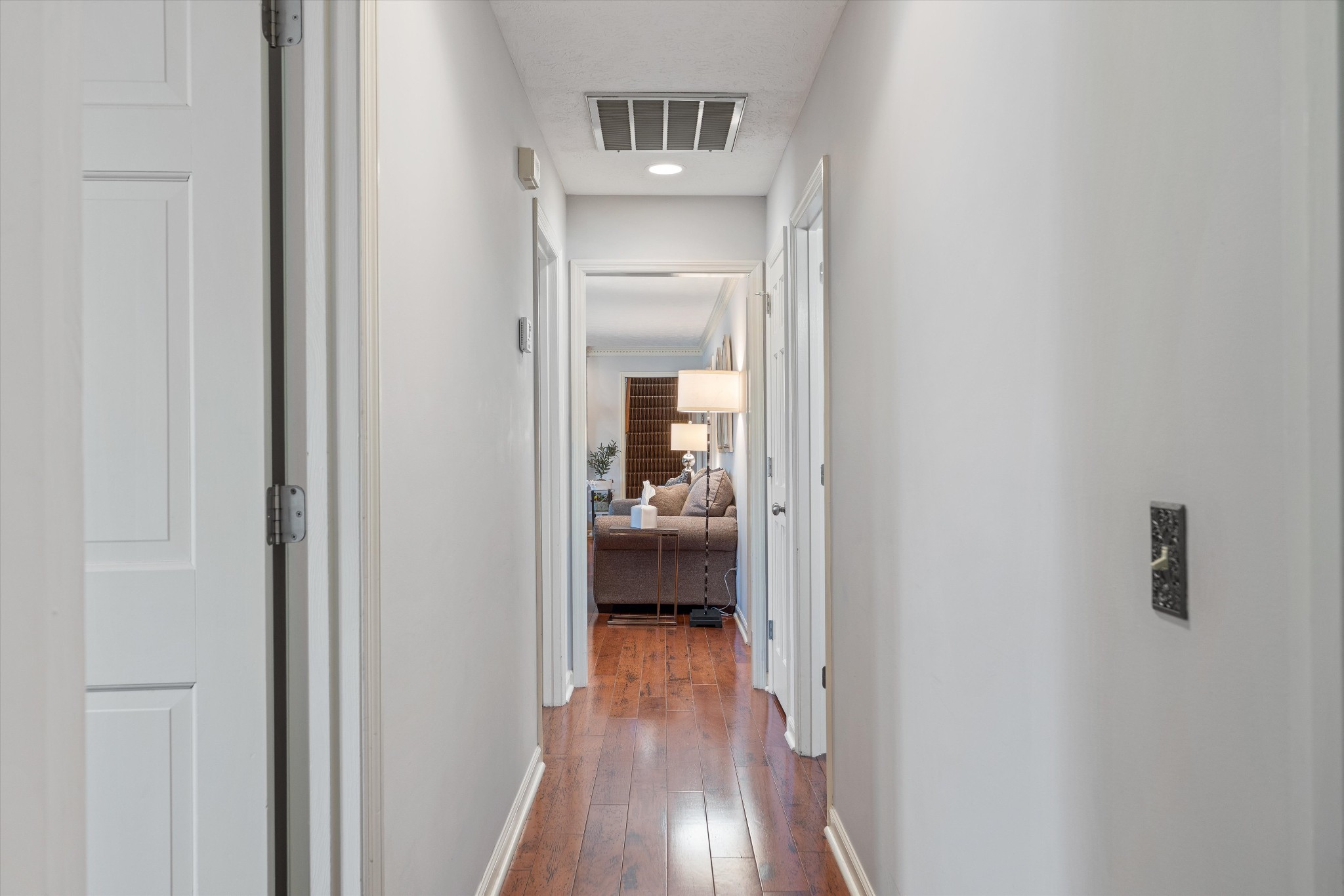 102 Hickory Trl