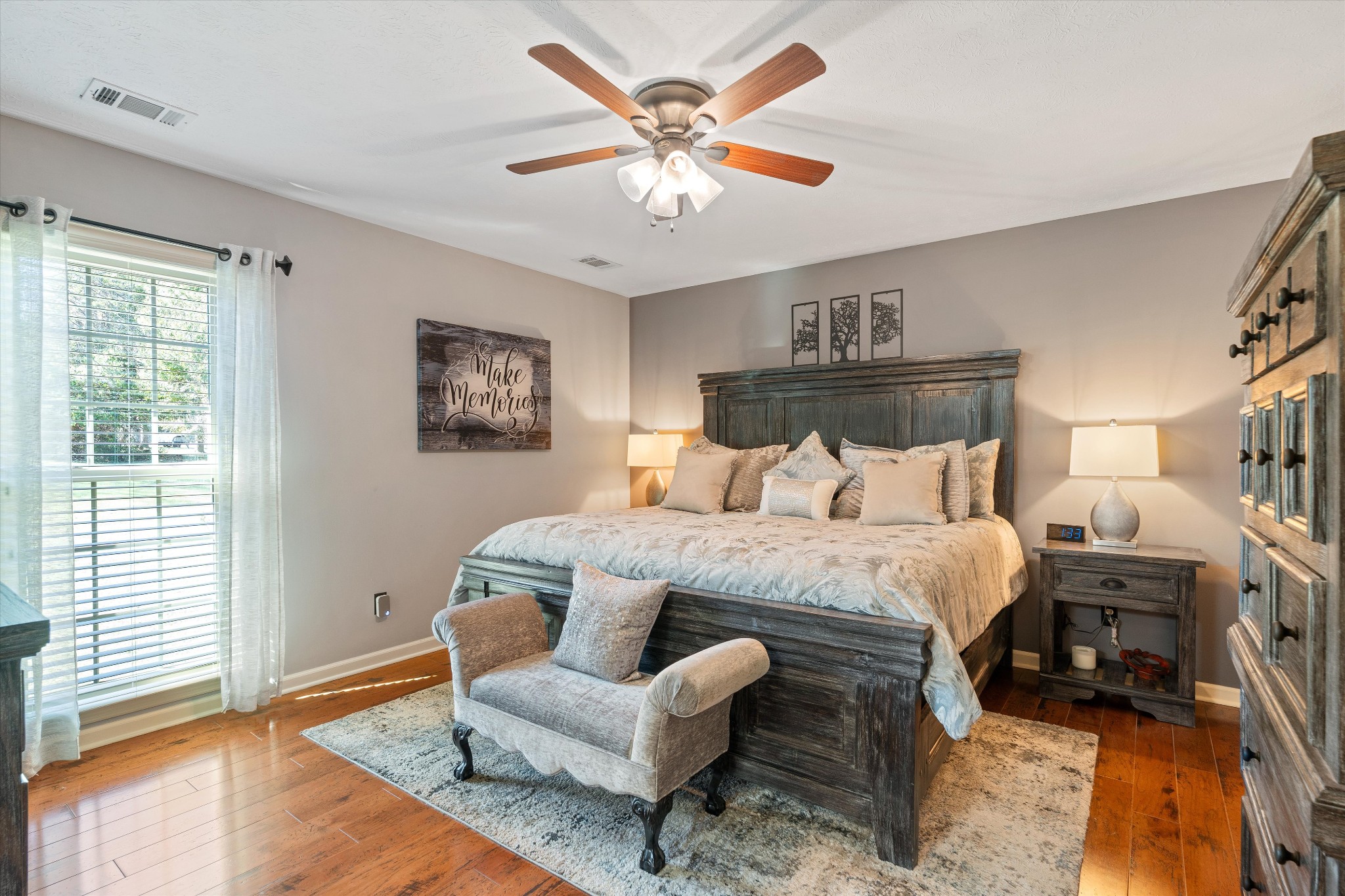 102 Hickory Trl