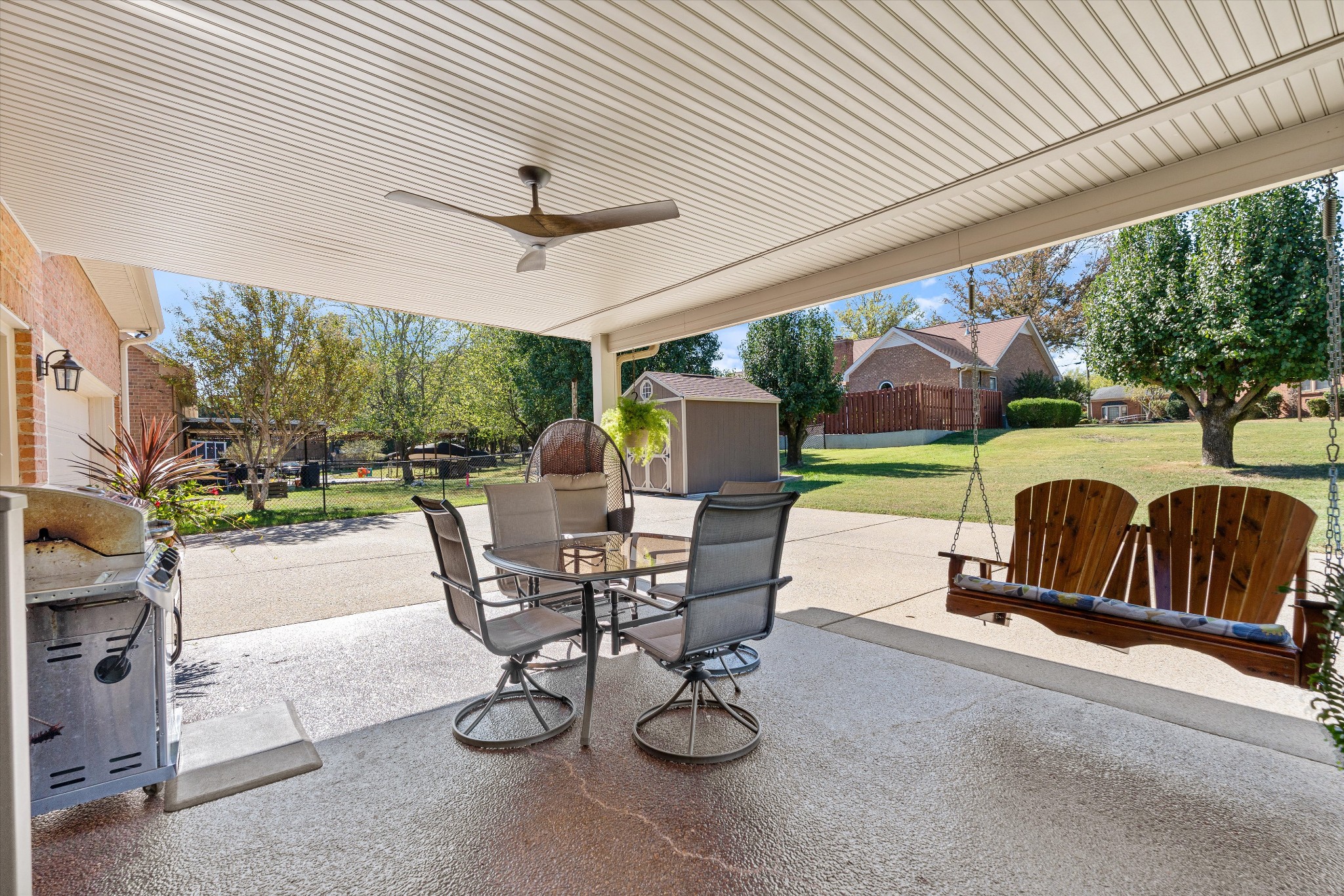 102 Hickory Trl