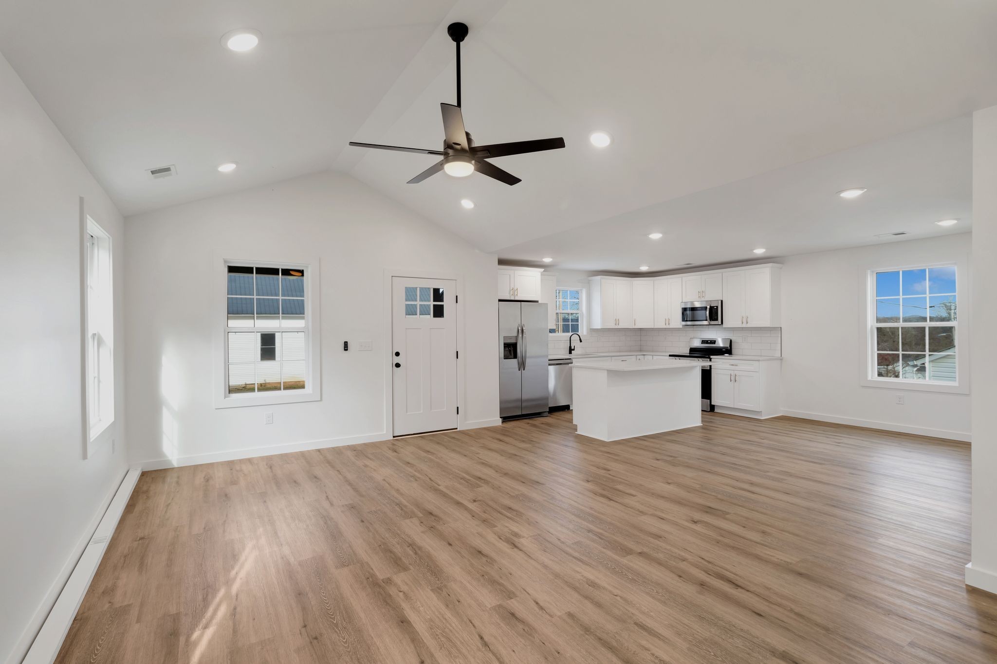 138 Greentop St