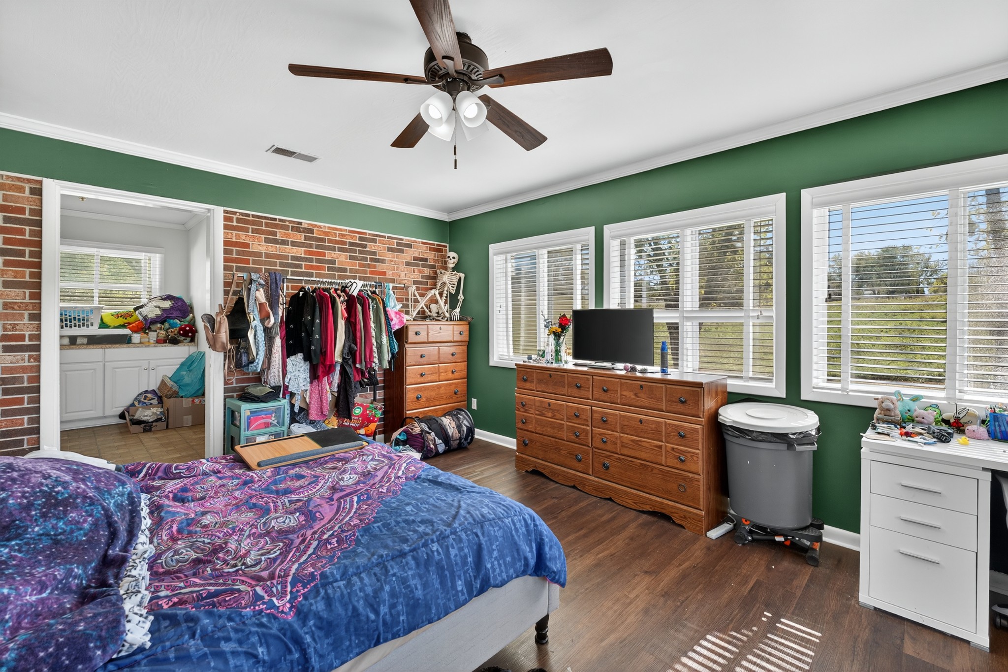 2145 Highway 109, N