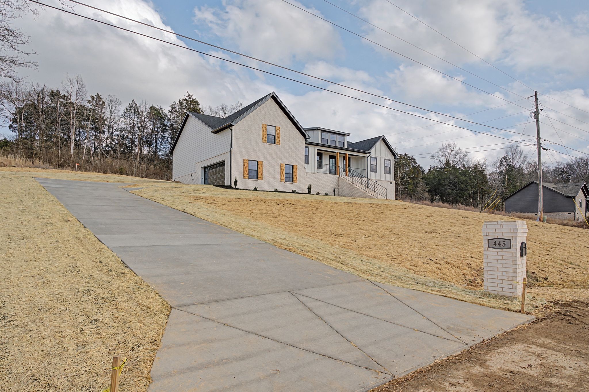 445 Bridle Path