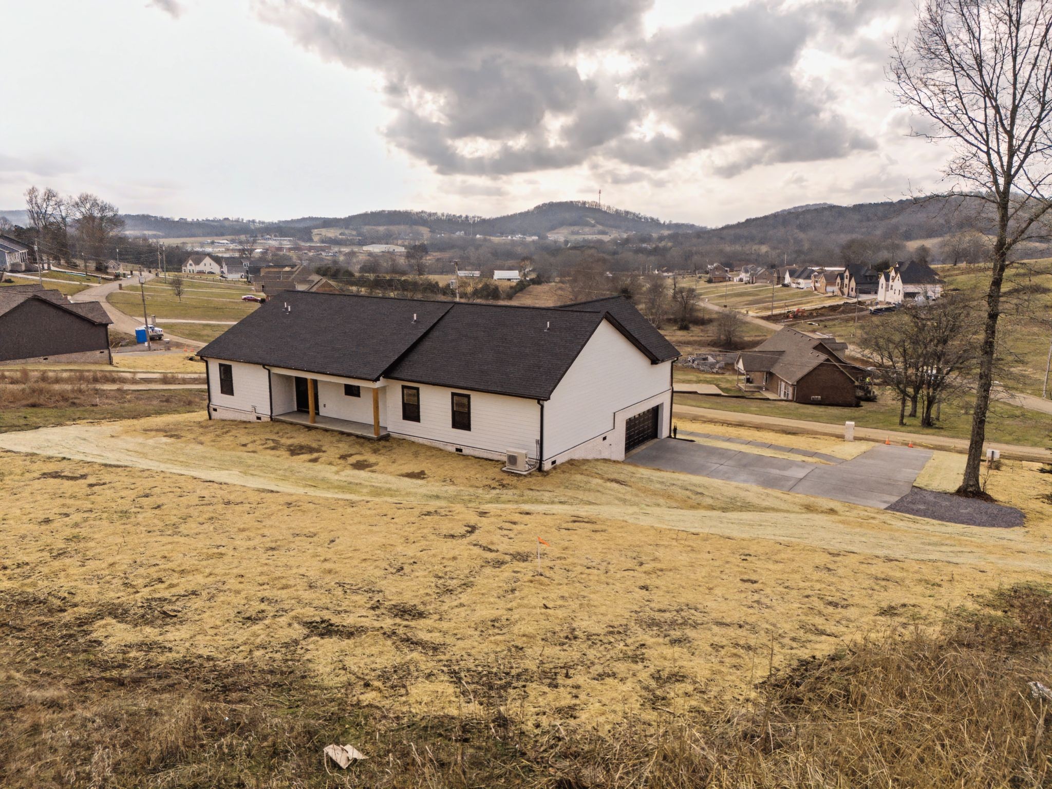 445 Bridle Path