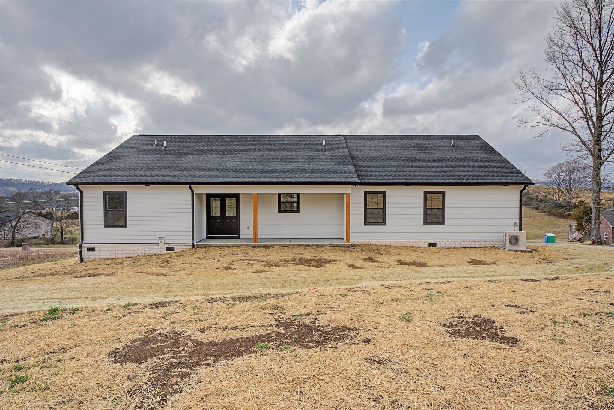 445 Bridle Path