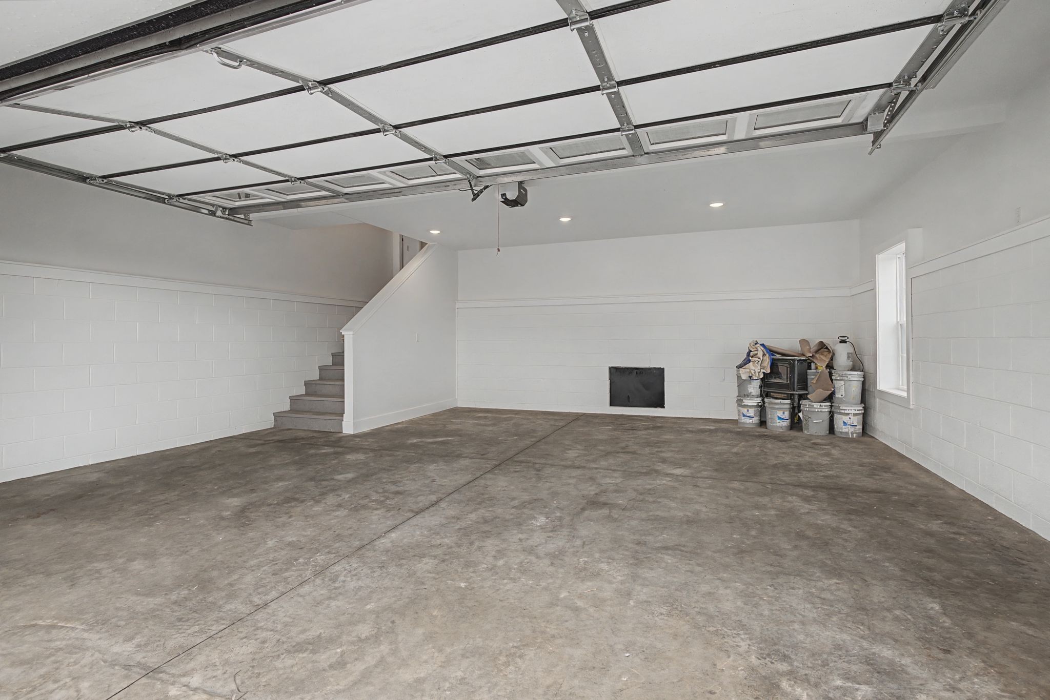445 Bridle Path