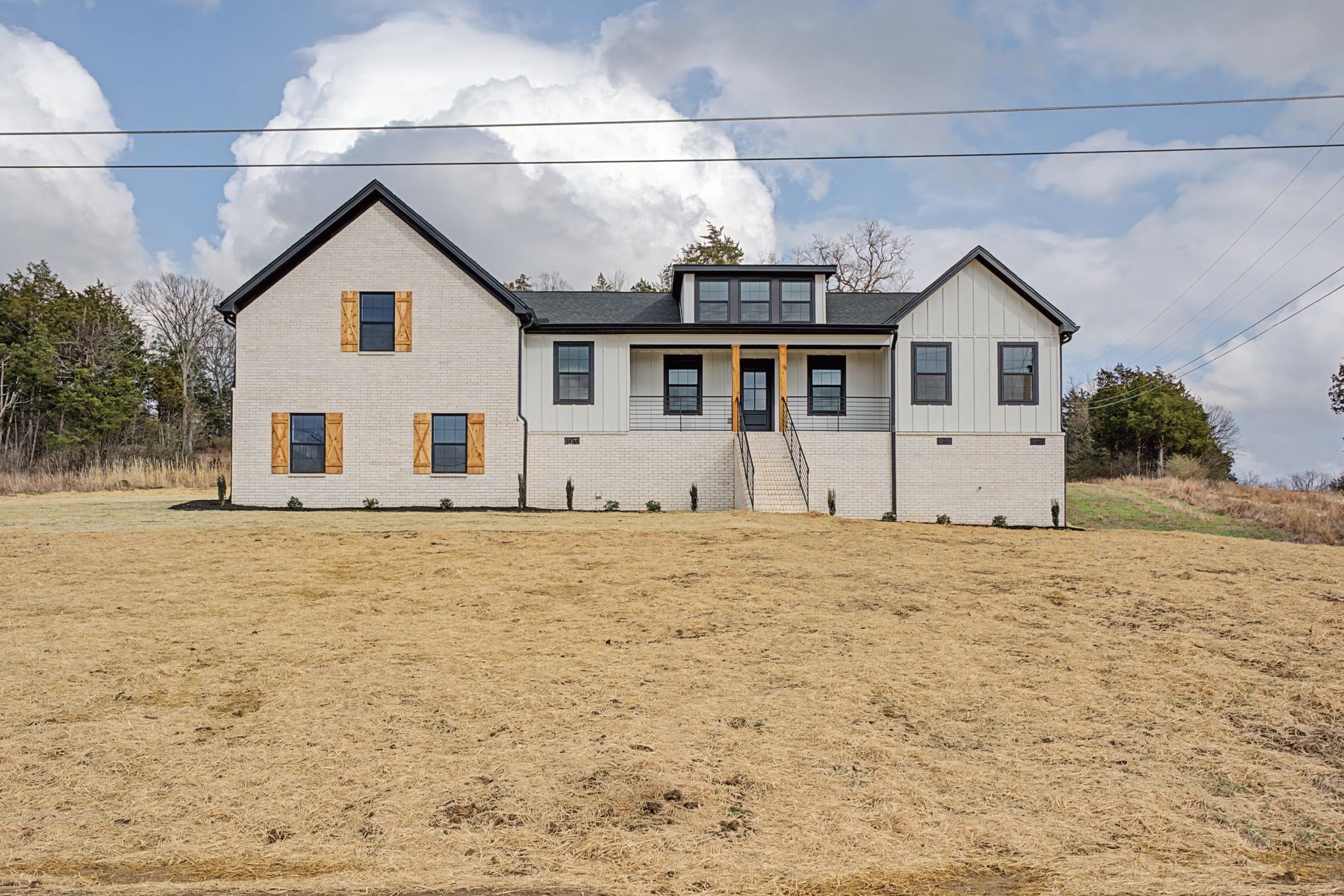 445 Bridle Path