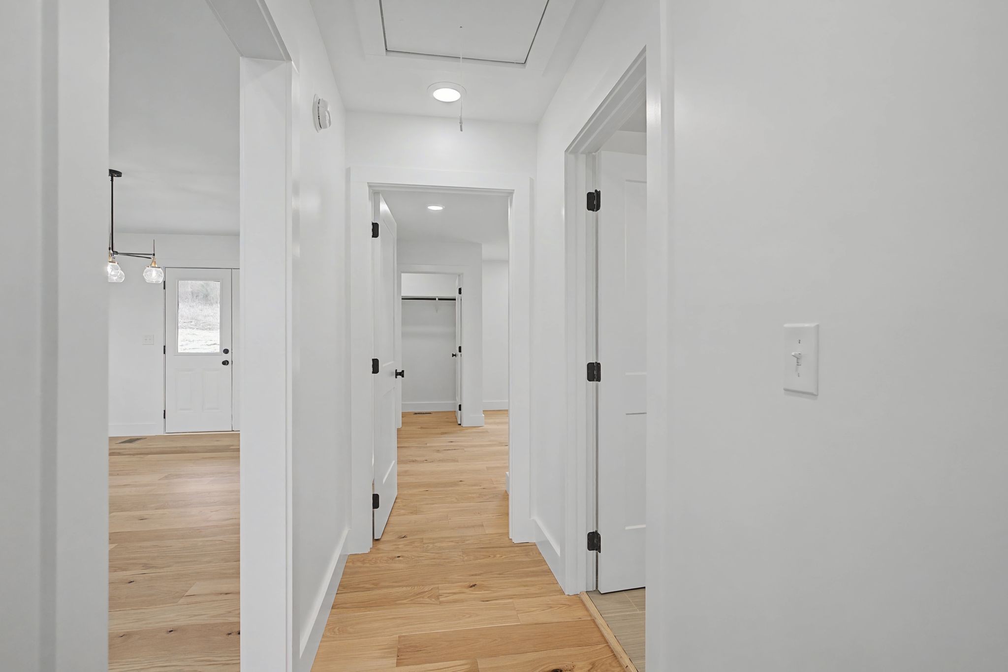 445 Bridle Path