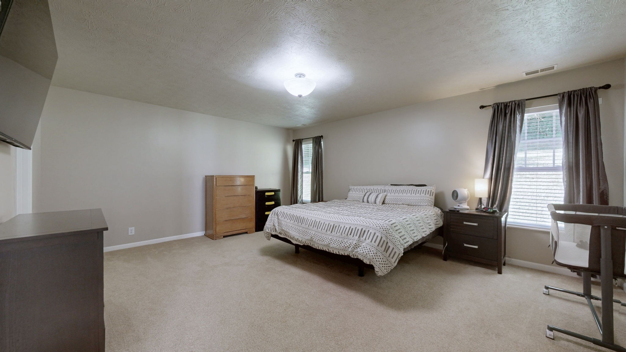 3188 Hidden Creek Dr
