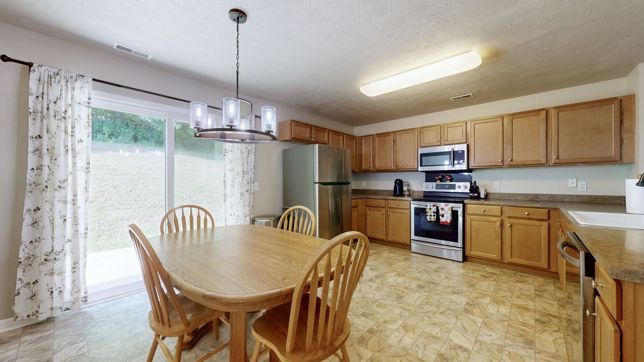 3188 Hidden Creek Dr