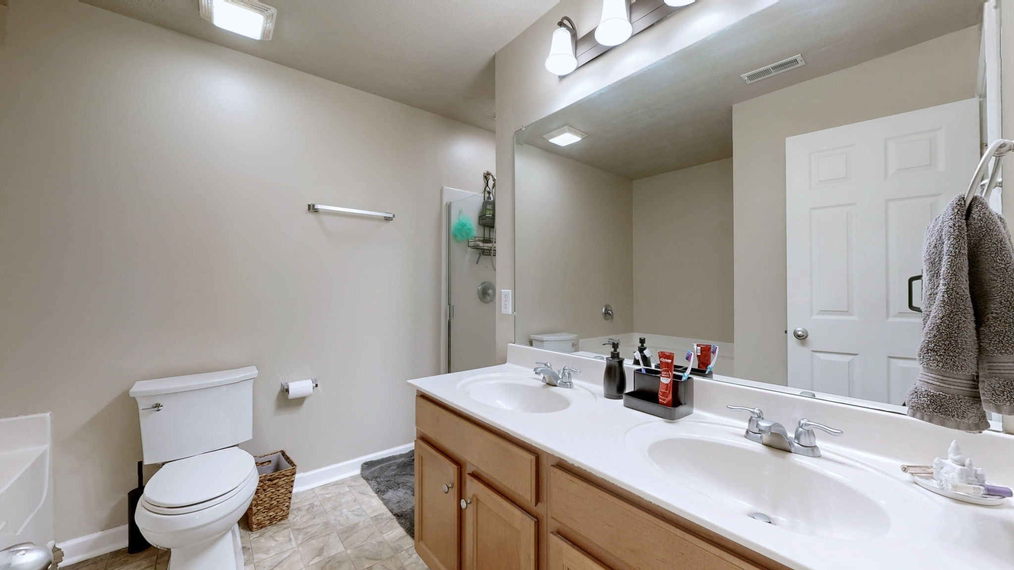 3188 Hidden Creek Dr