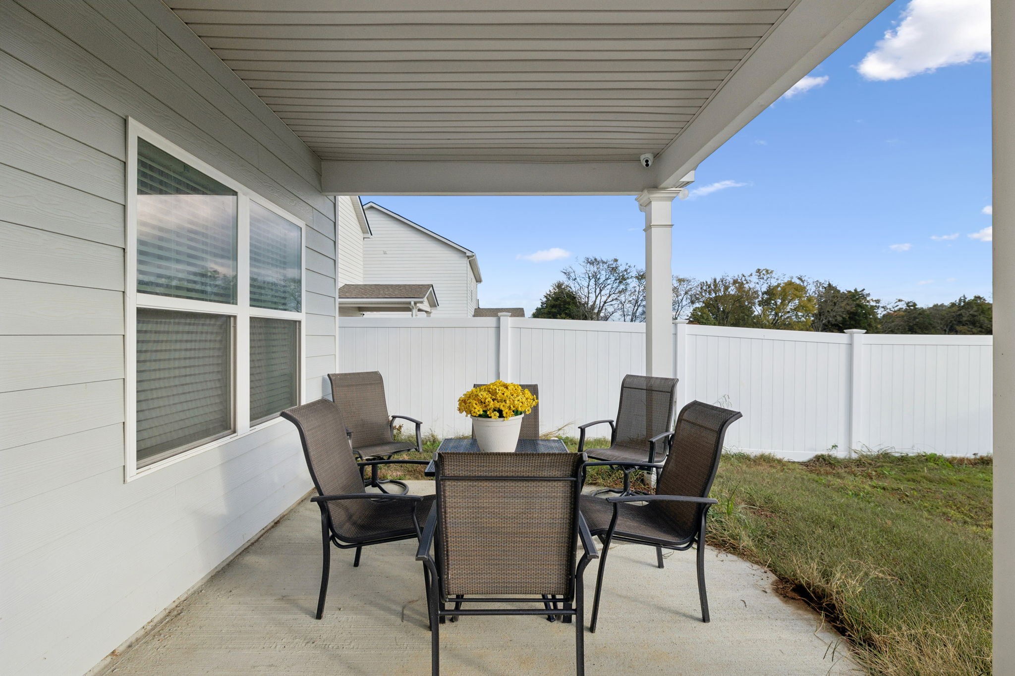 110 Gatwick Dr