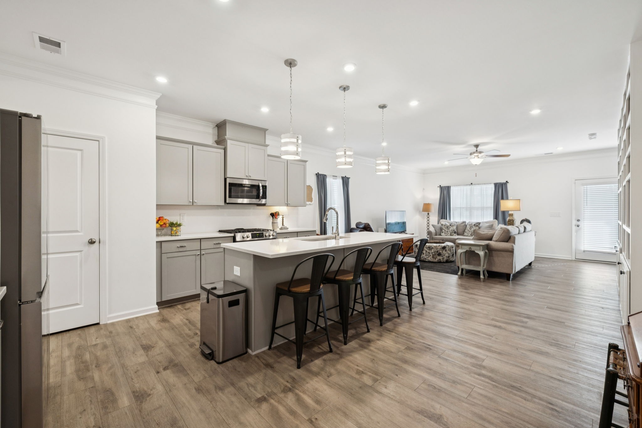 110 Gatwick Dr