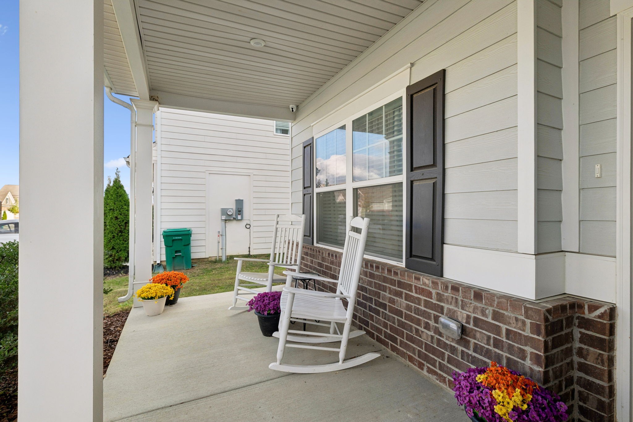 110 Gatwick Dr
