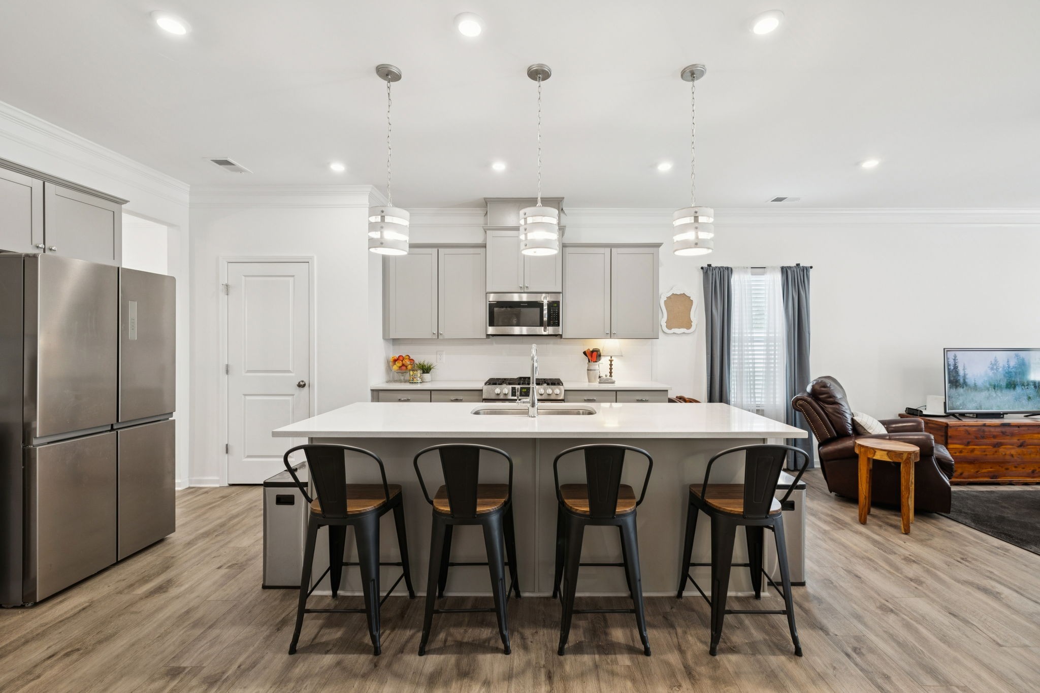 110 Gatwick Dr