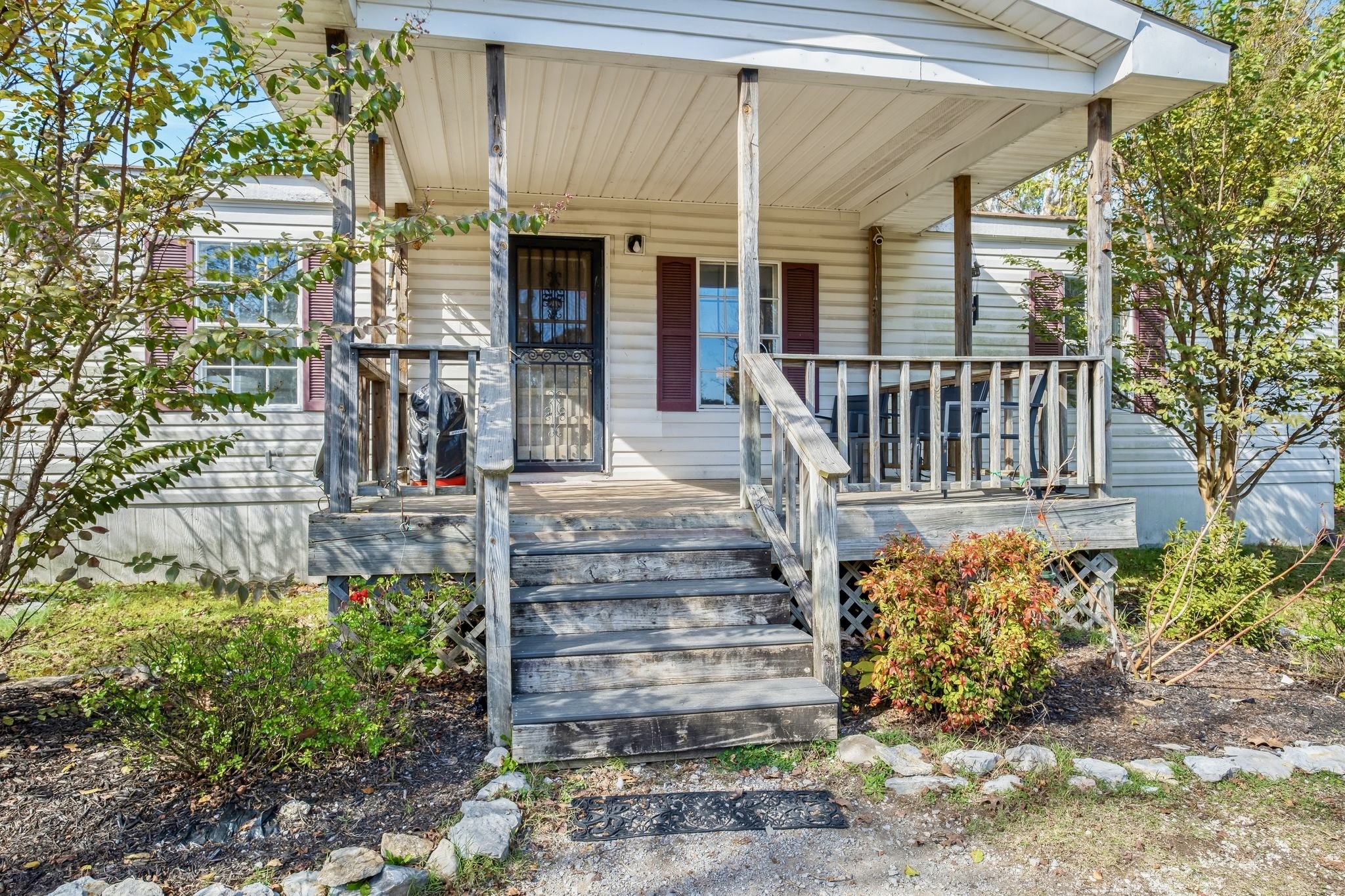 1210 Quarry Rd