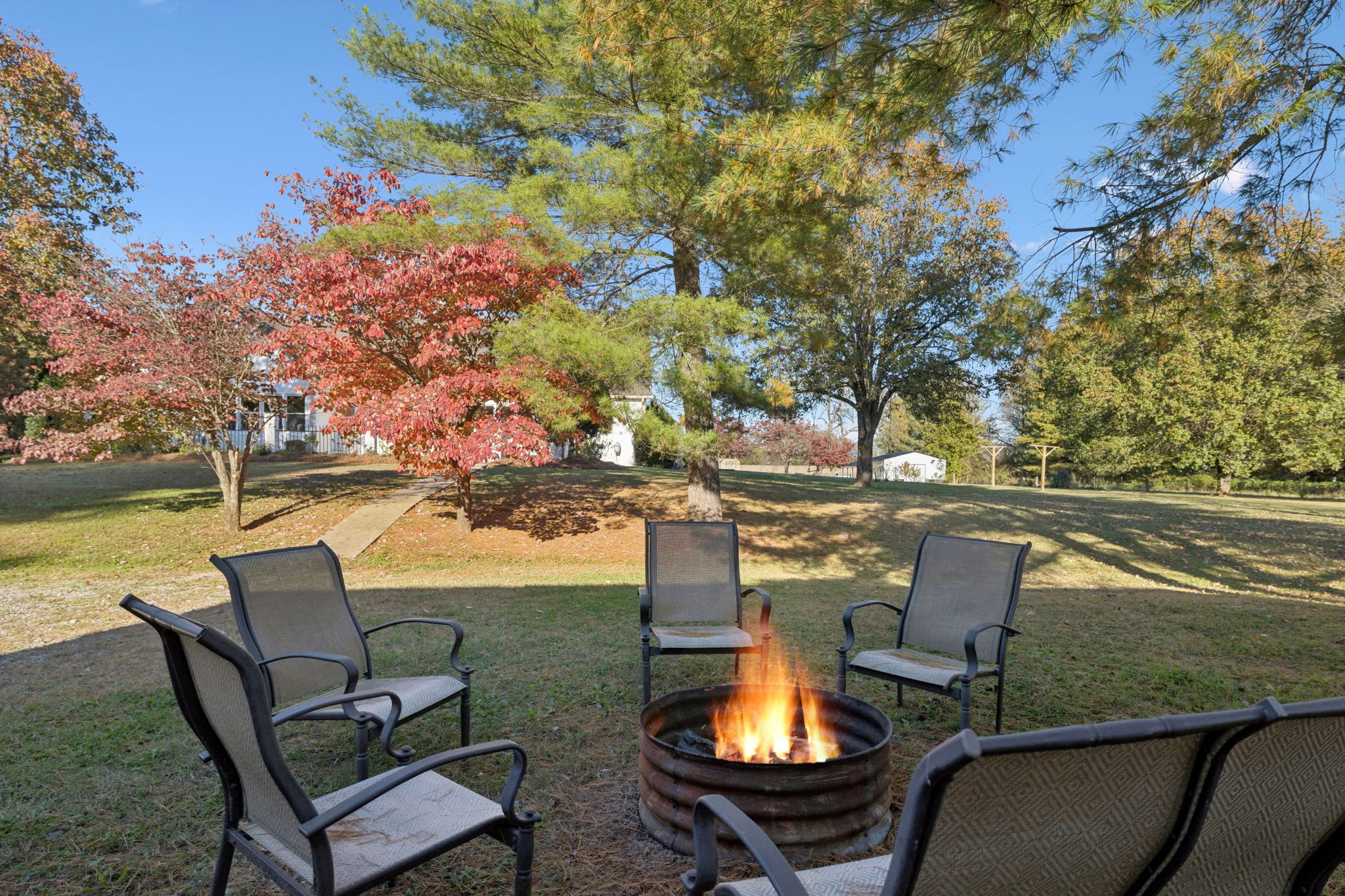 2645 W Jefferson Pike