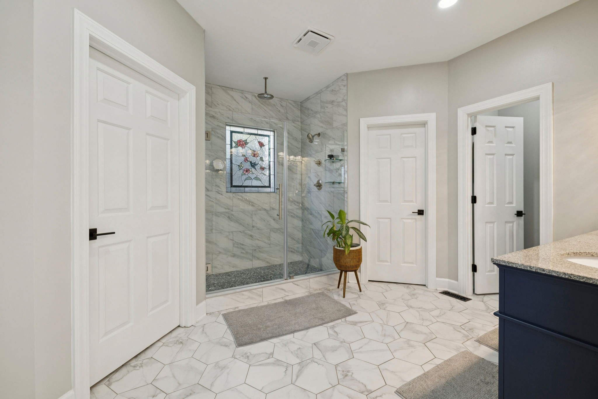 2645 W Jefferson Pike