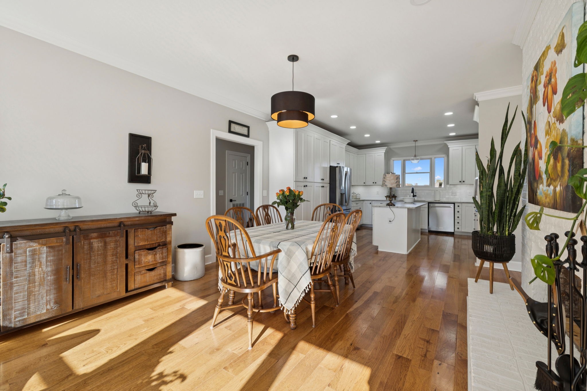 2645 W Jefferson Pike