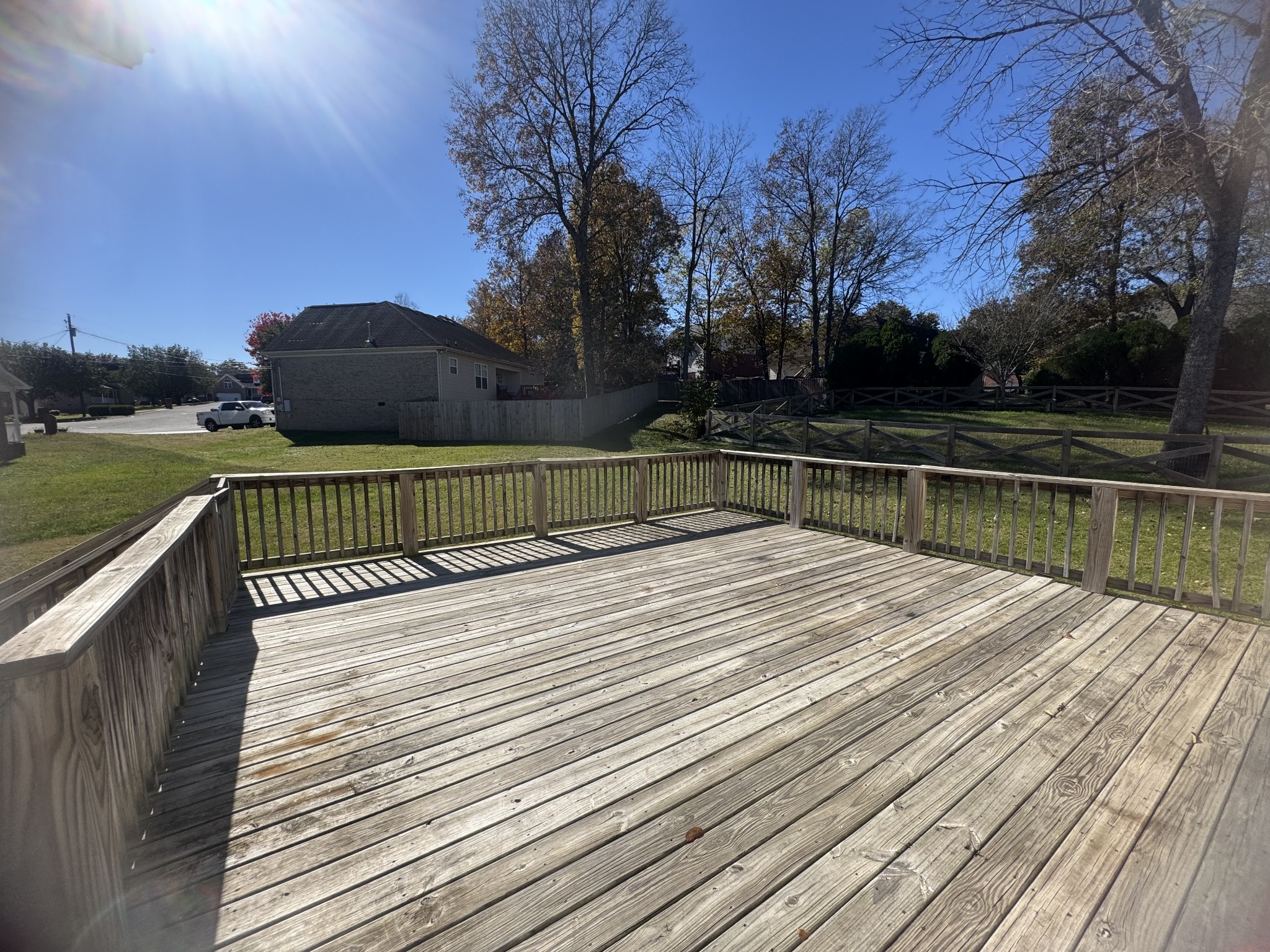 232 Parrish Pl