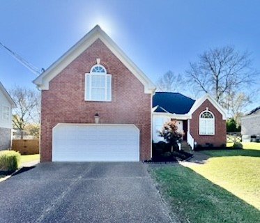 232 Parrish Pl