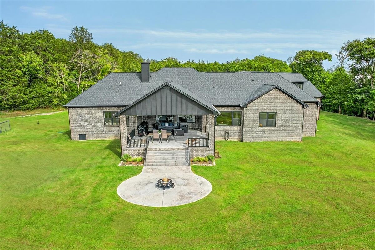 1276 Trice Rd