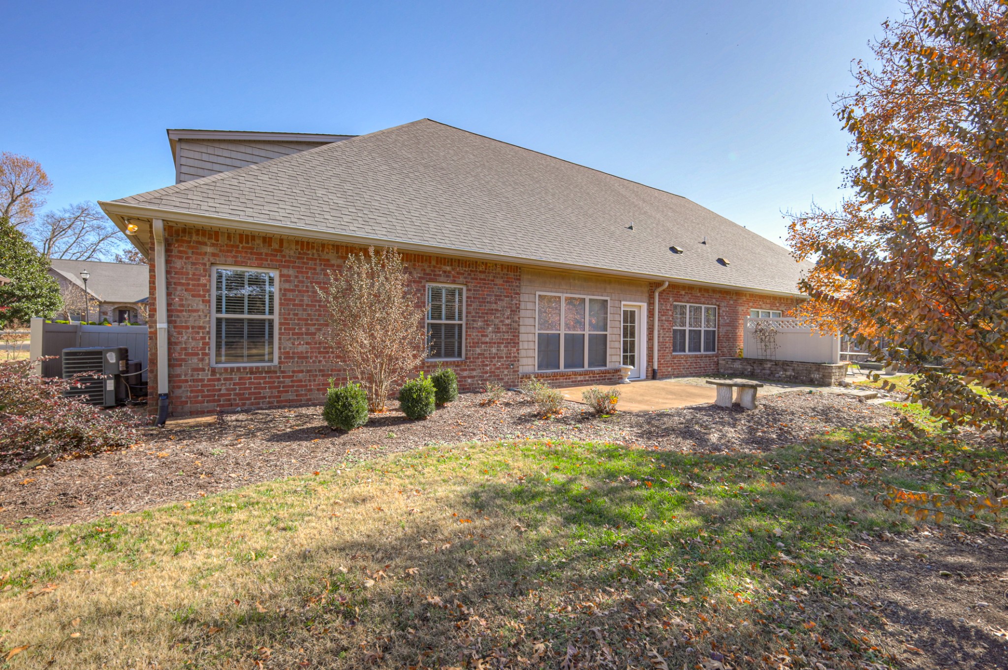 110 Silverstone Ln