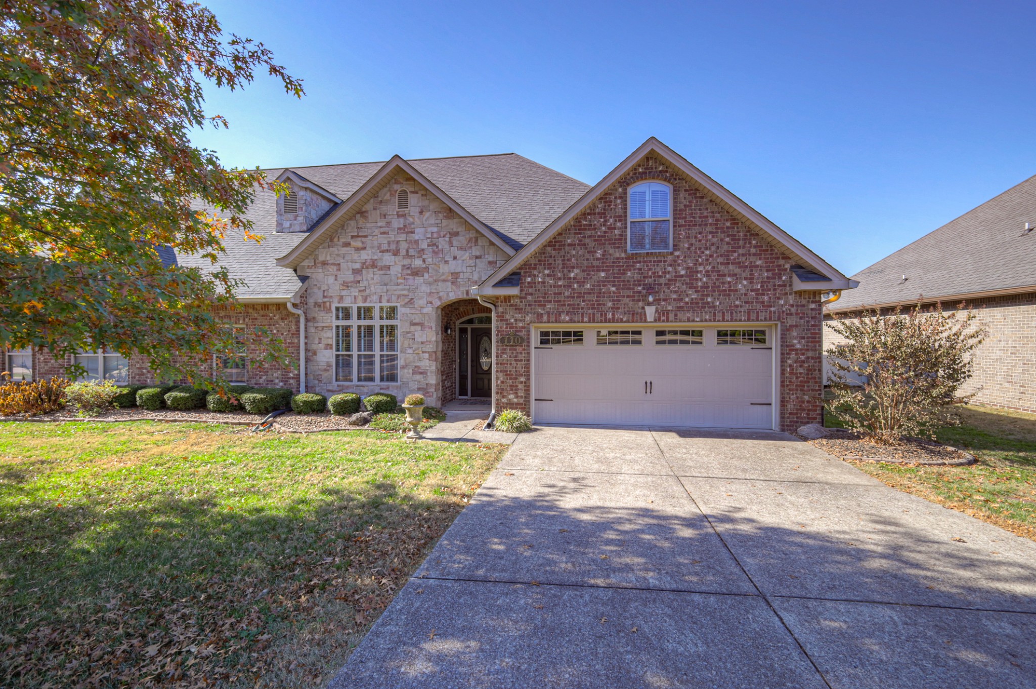 110 Silverstone Ln