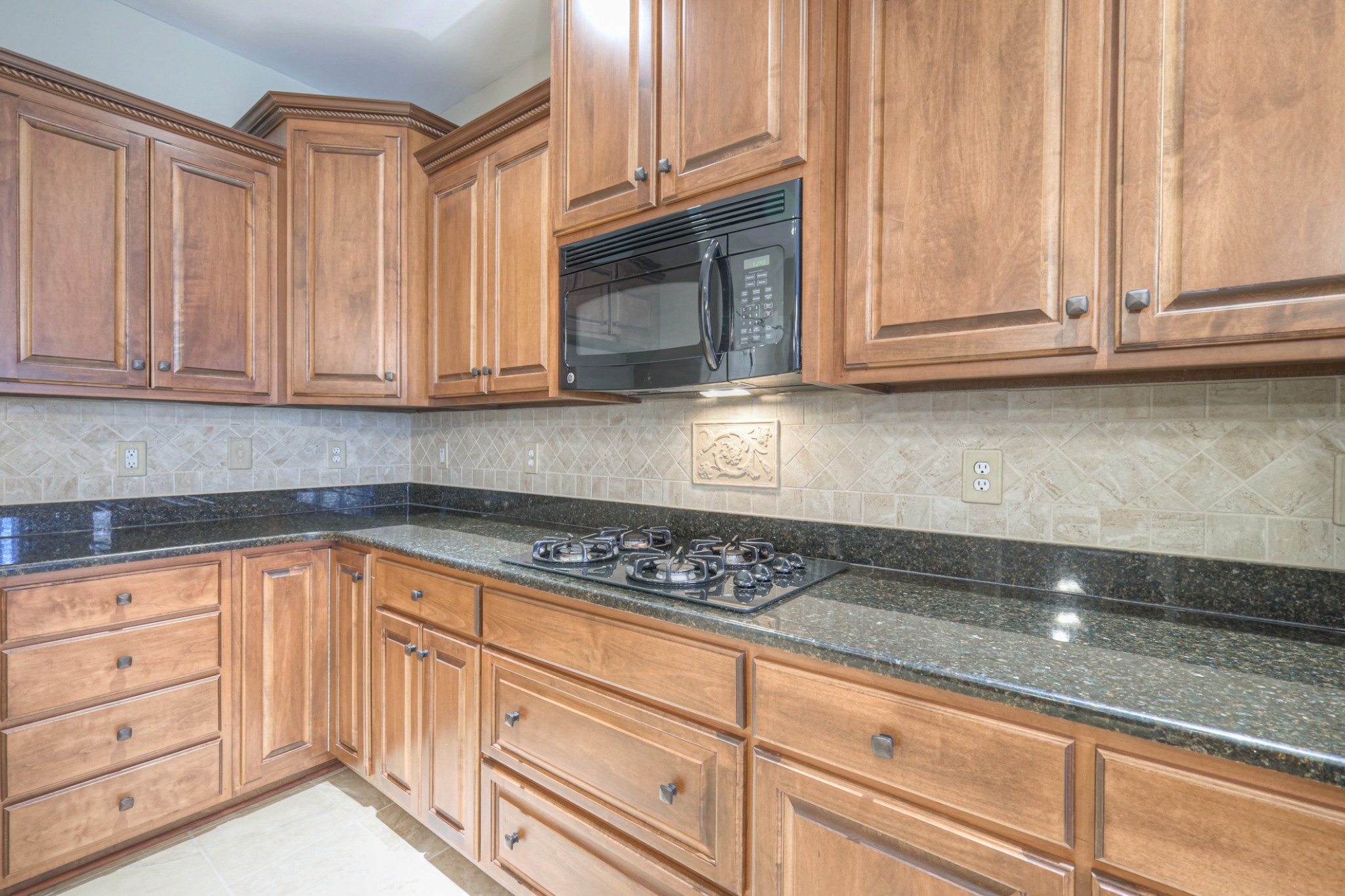 110 Silverstone Ln