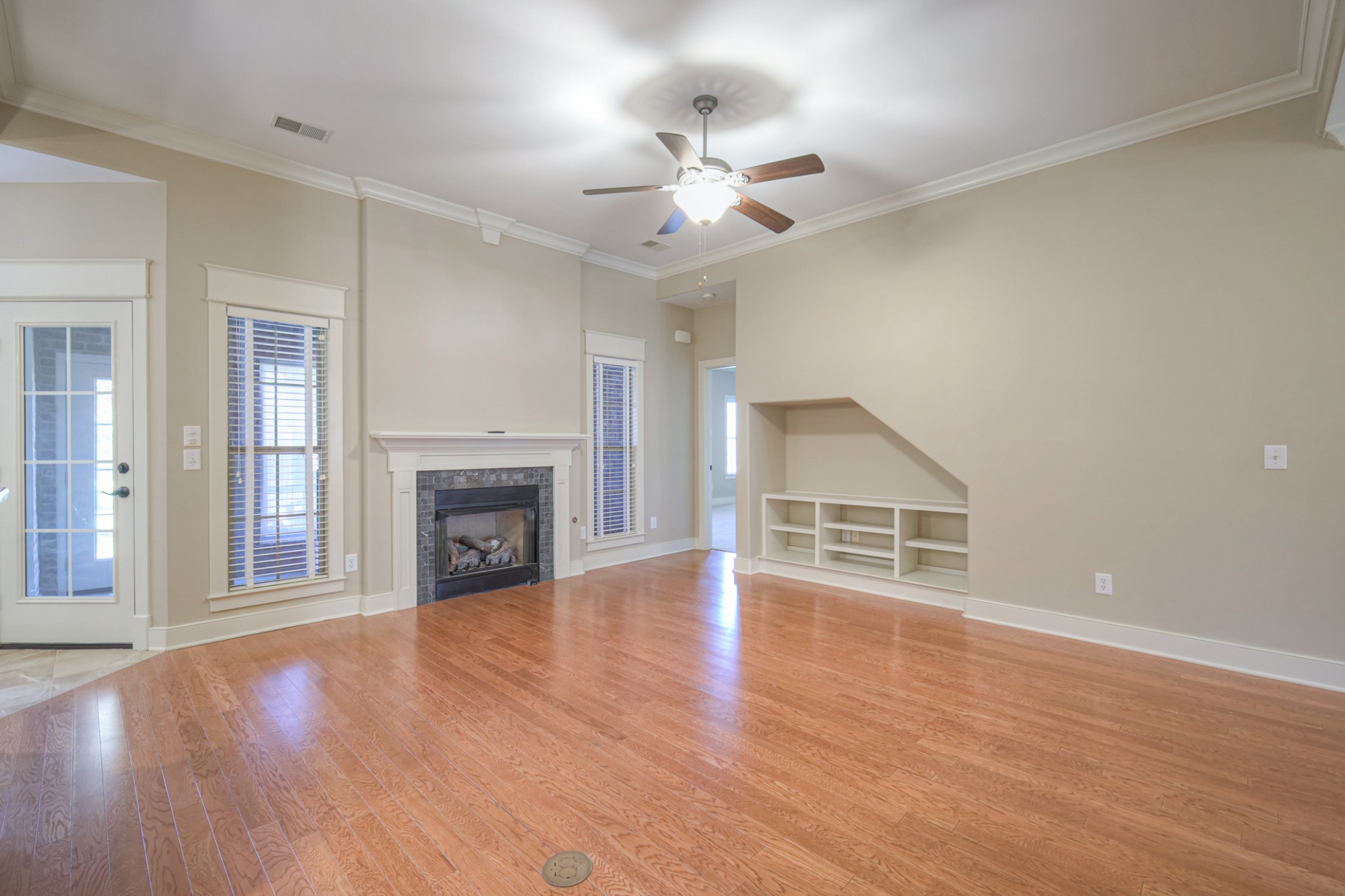 110 Silverstone Ln