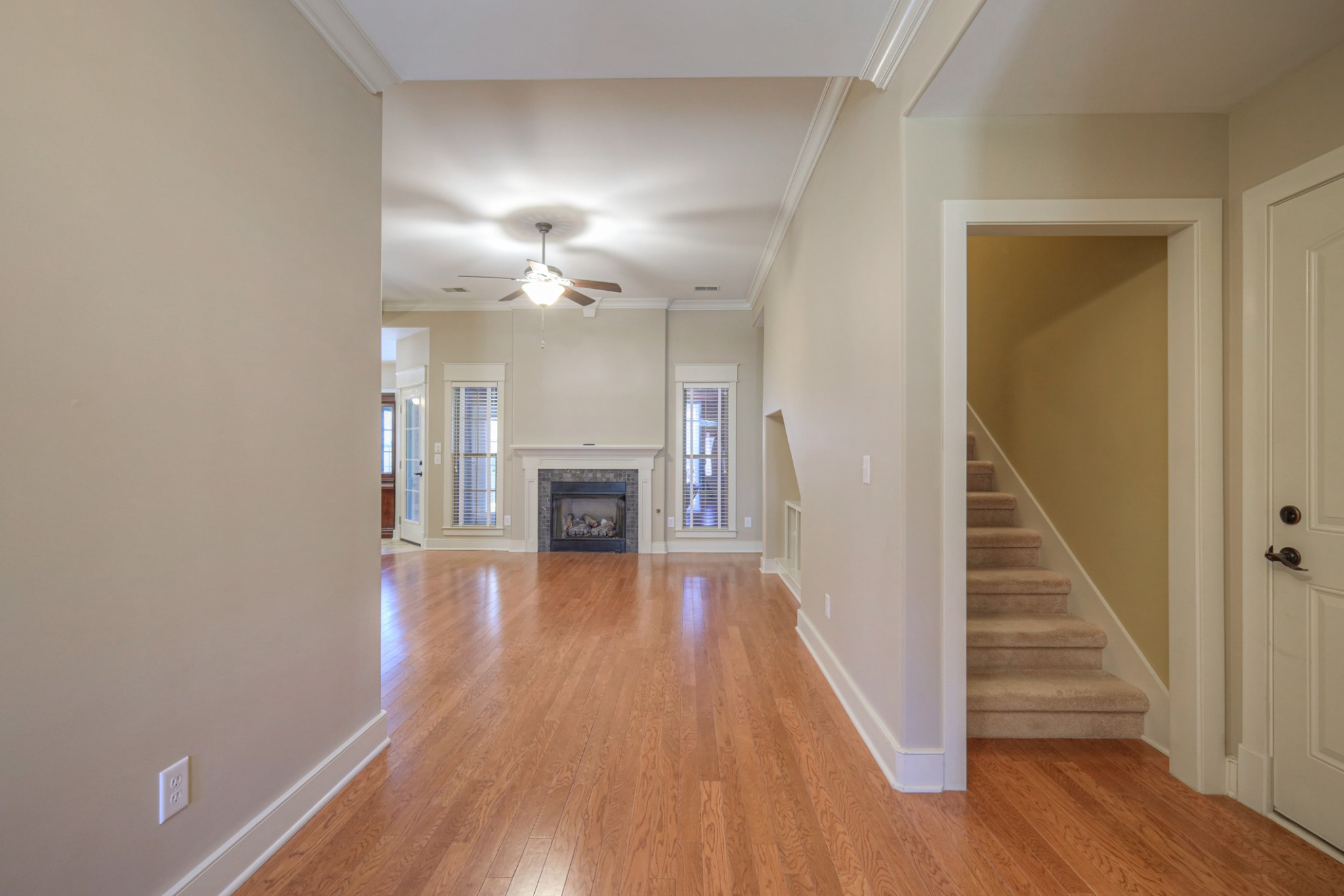 110 Silverstone Ln