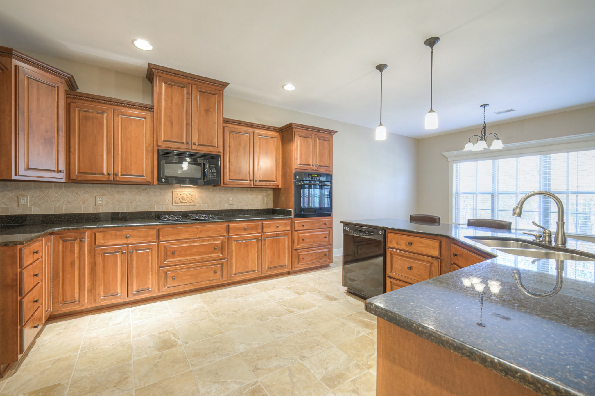 110 Silverstone Ln