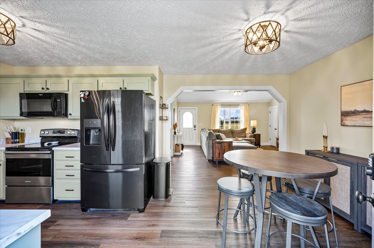 71 Rebecca Dr