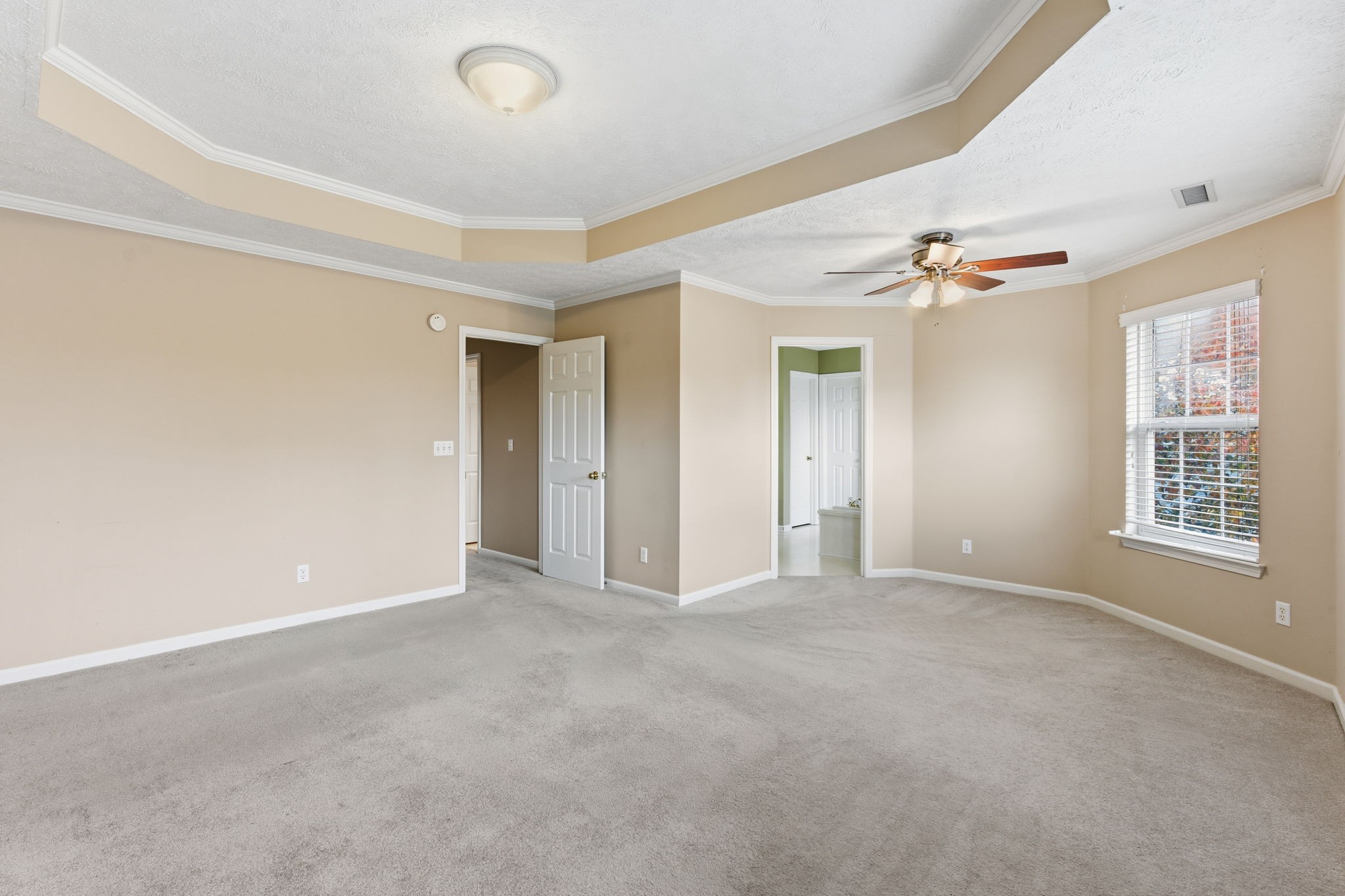 223 Comer Cir