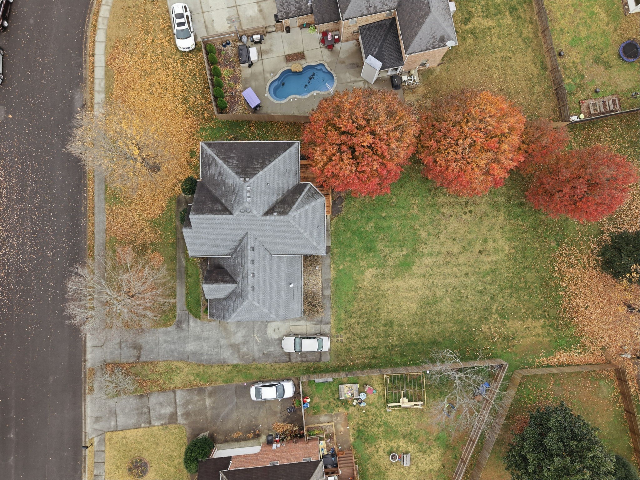 223 Comer Cir
