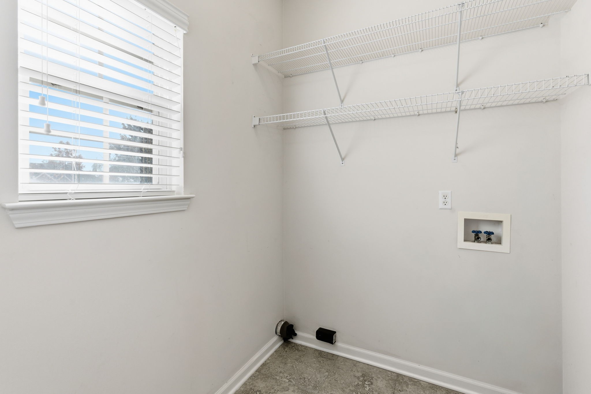 223 Comer Cir