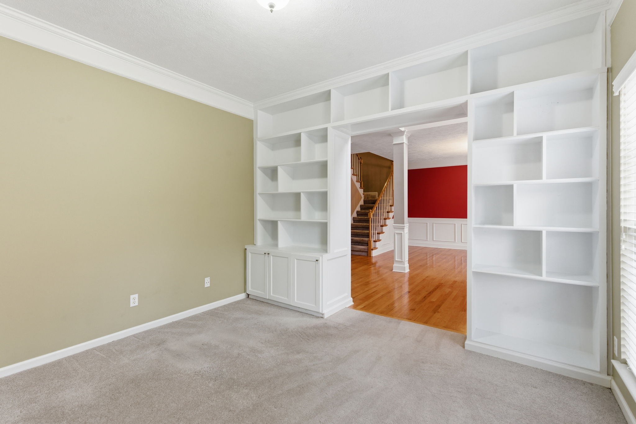 223 Comer Cir