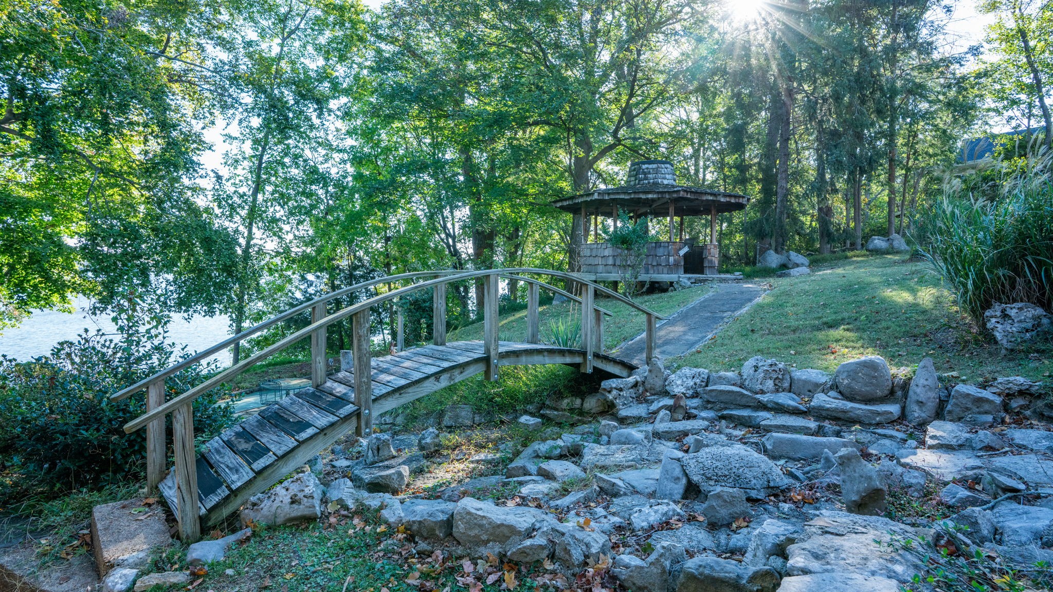 289 Lakeview Cir
