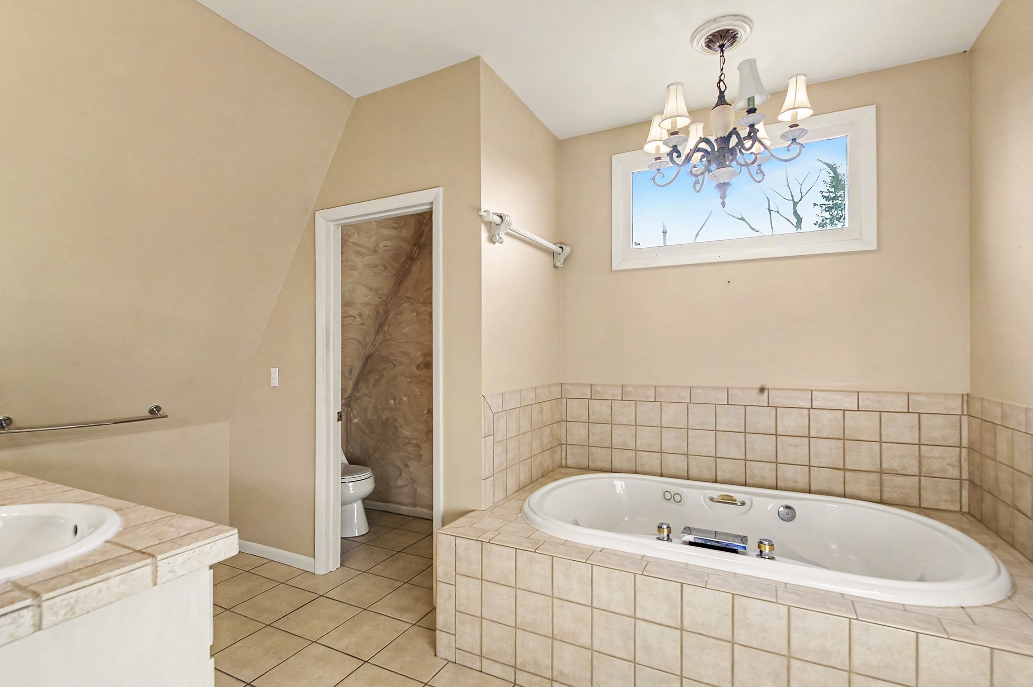 289 Lakeview Cir