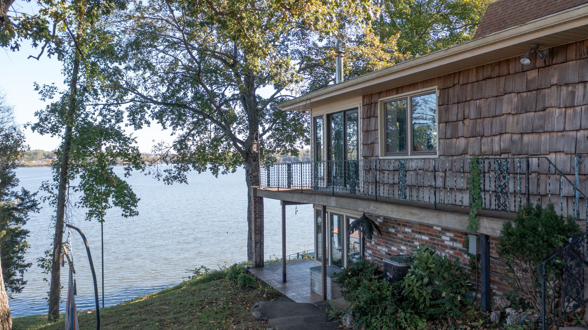 289 Lakeview Cir