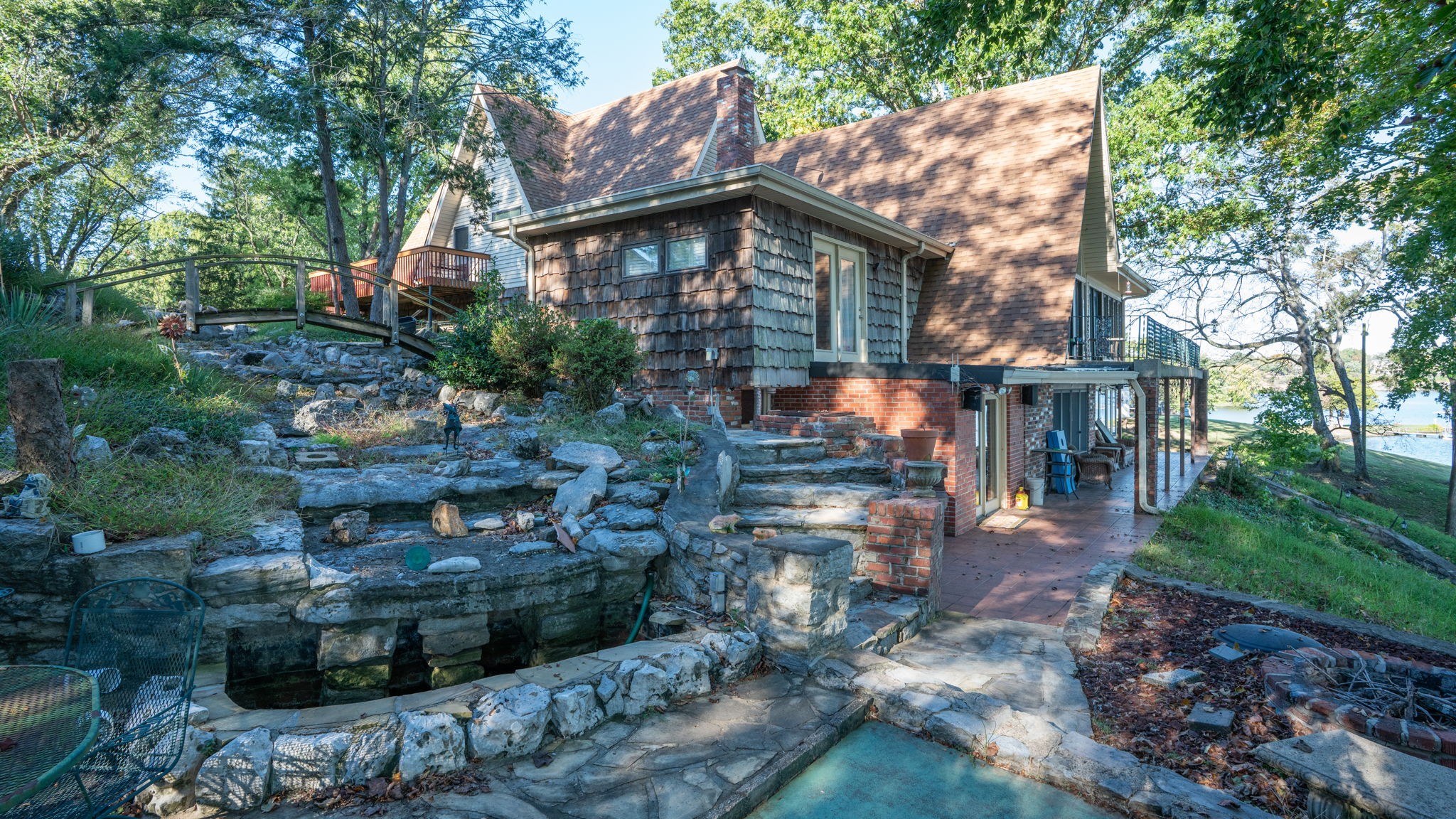 289 Lakeview Cir