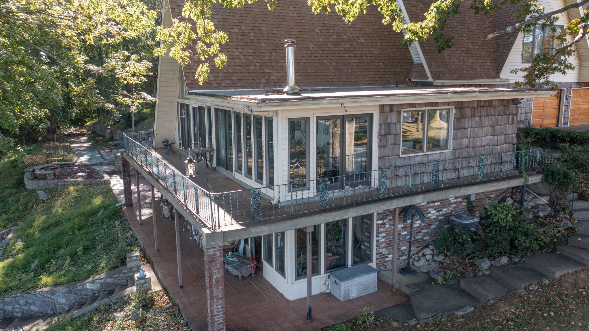 289 Lakeview Cir