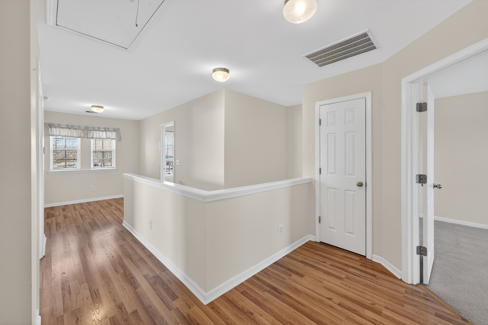 12 Gibson Dr