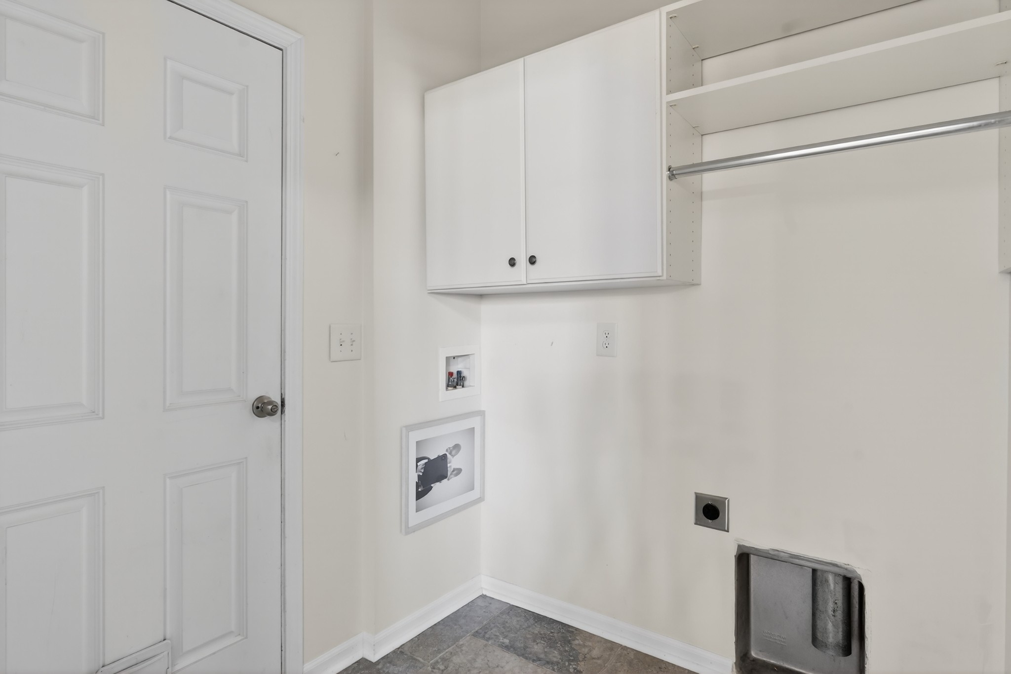 12 Gibson Dr