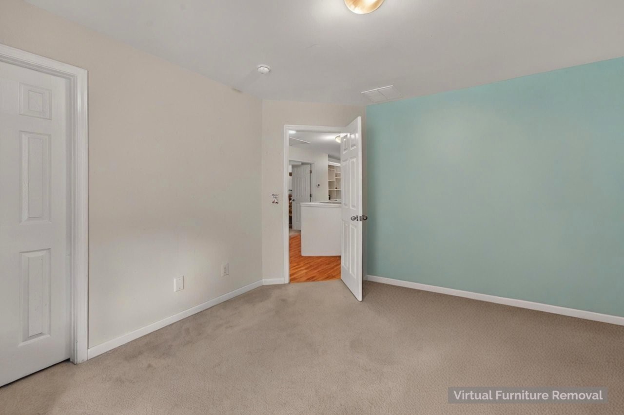 12 Gibson Dr