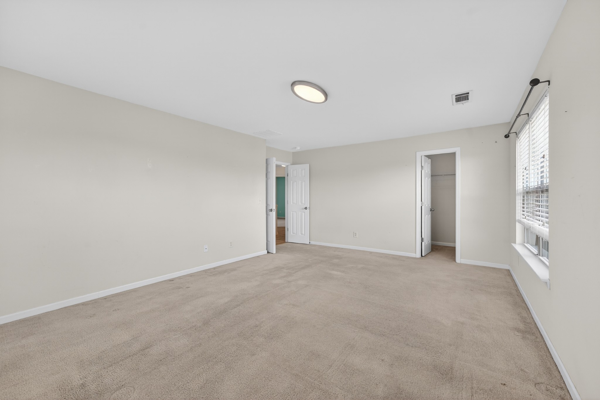 12 Gibson Dr