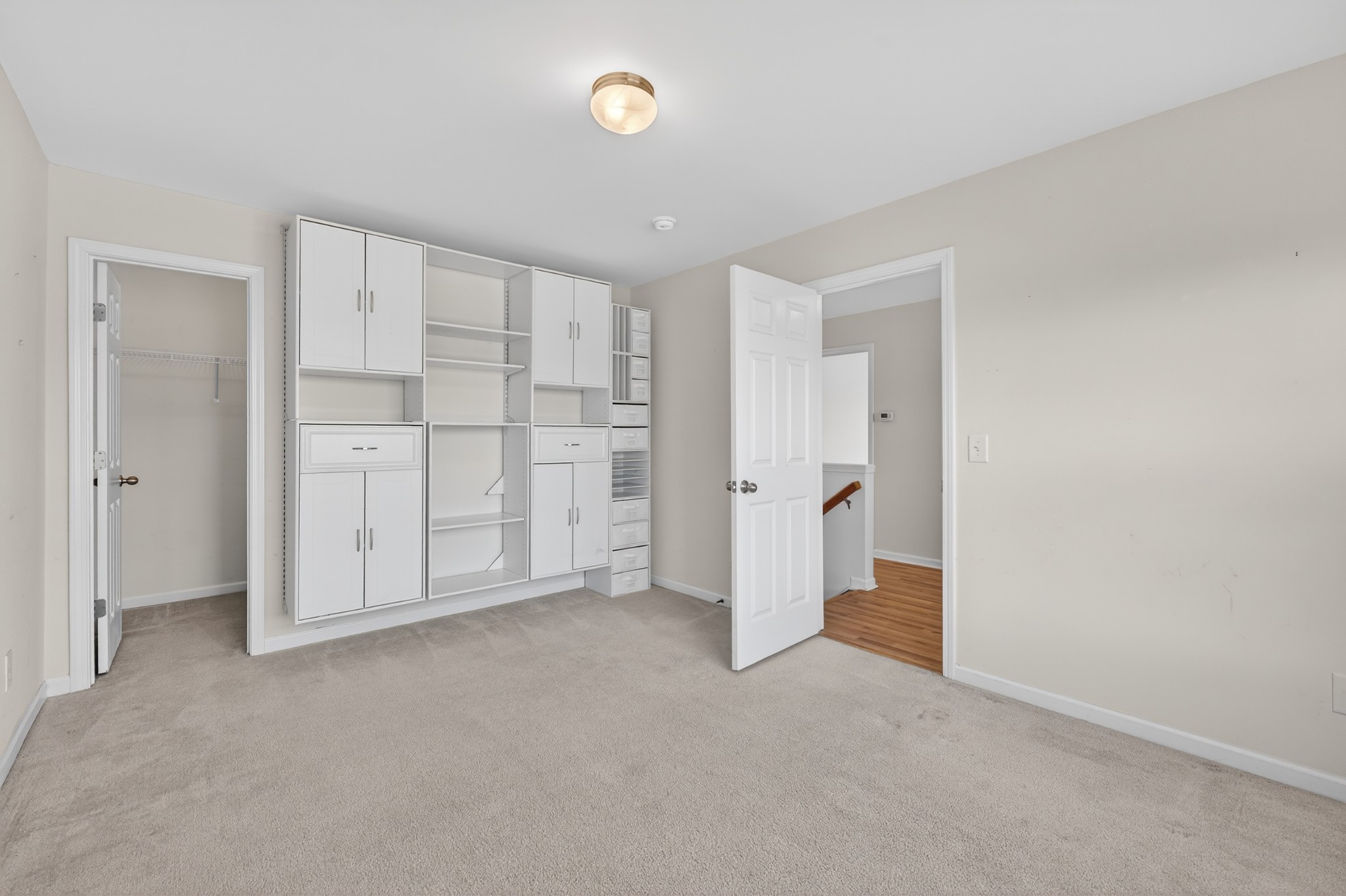 12 Gibson Dr